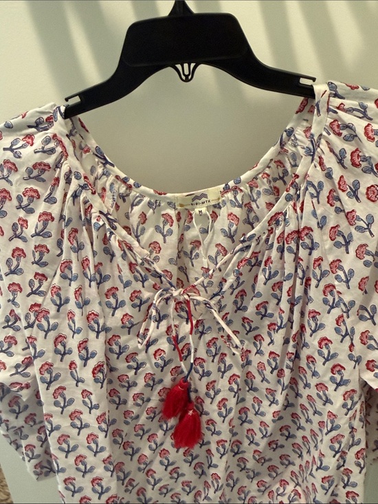 NIBI MTK Tops - Women’s White Floral Tassel Peasant Tunic - Red & Blue